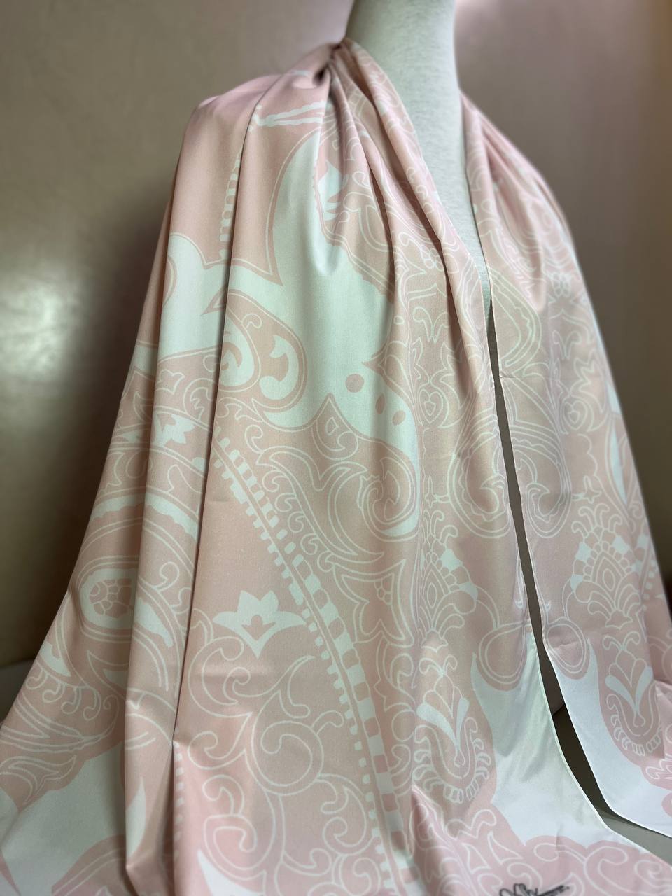 Queen Hijab Mit Muster