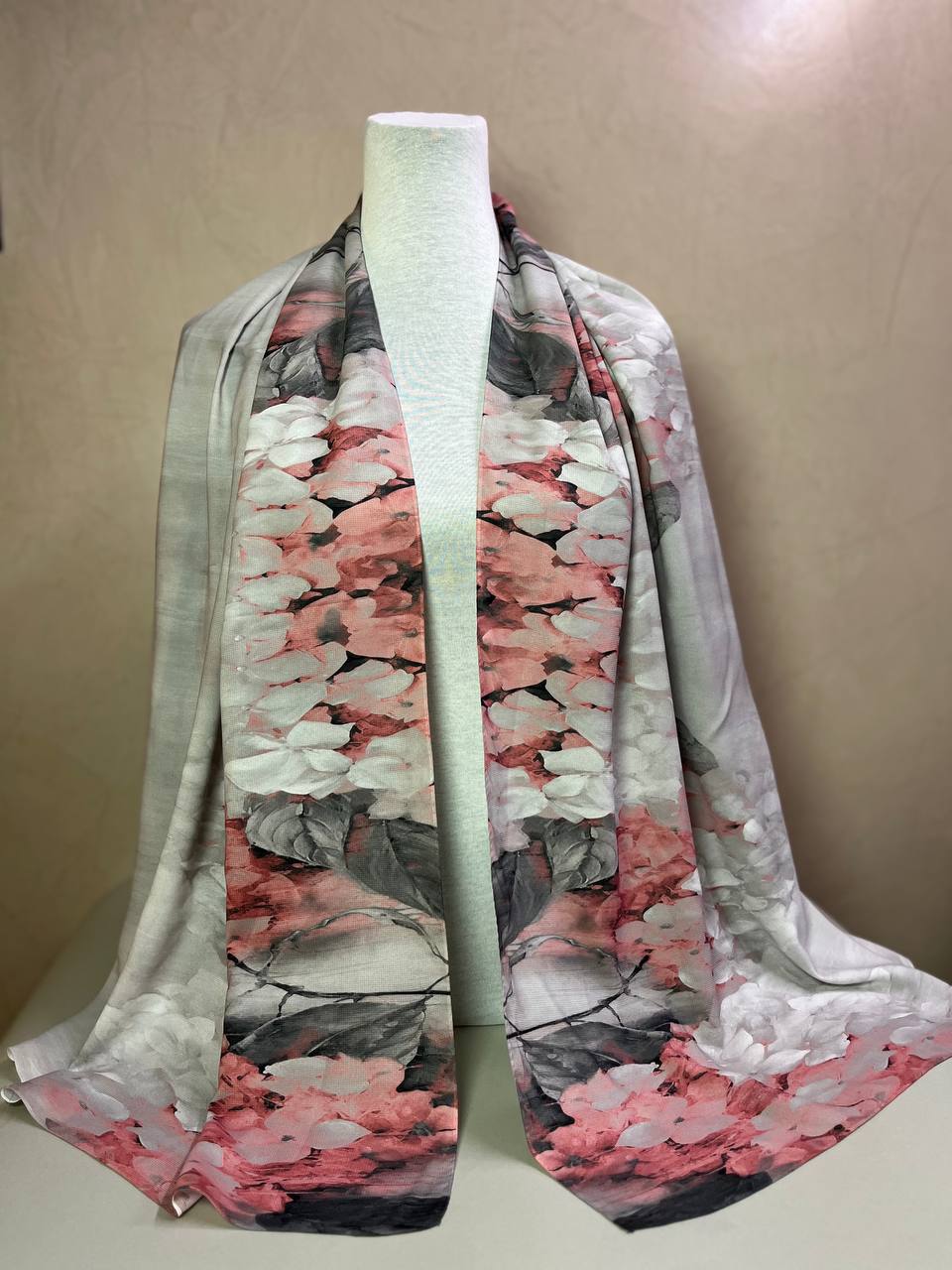 Soft Hijab Mit Muster