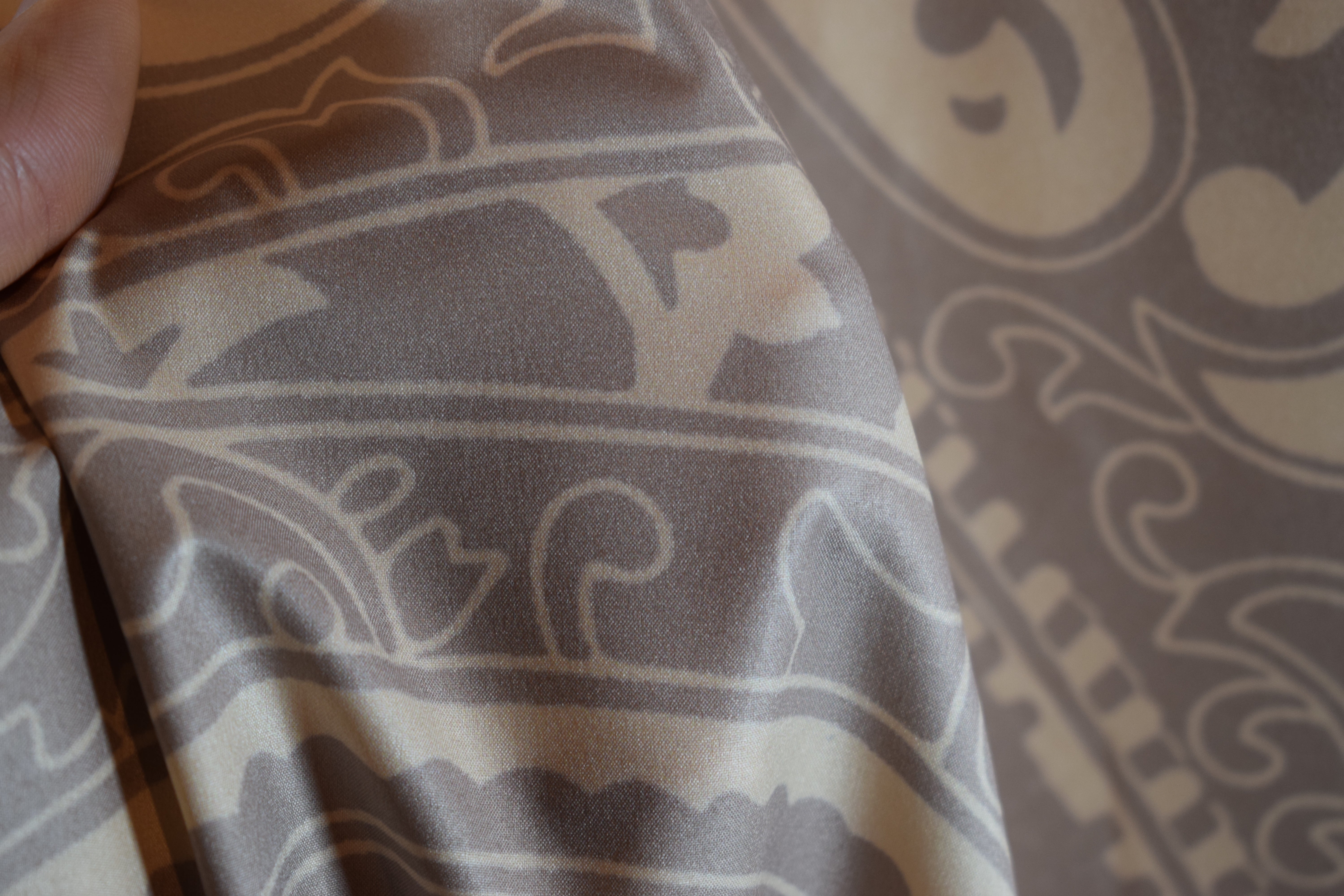 Queen Hijab Mit Muster