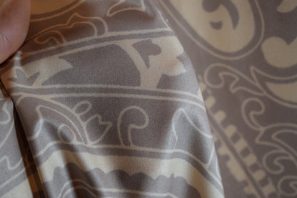 Queen Hijab Mit Muster